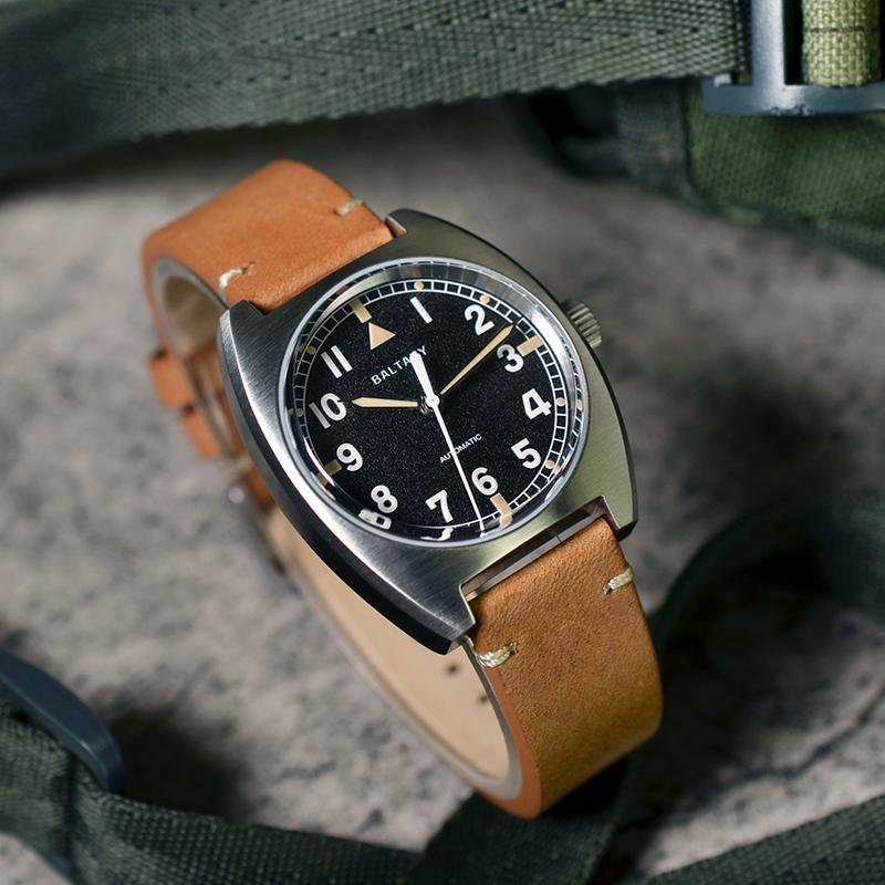 Baltany W10 Retro Military Pilot\'s Tonneau Watches S2001B