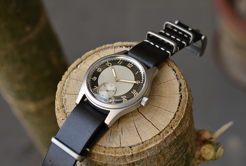 Sterile Dial Stainless Steel Quartz Tuxedo Watch S2027
