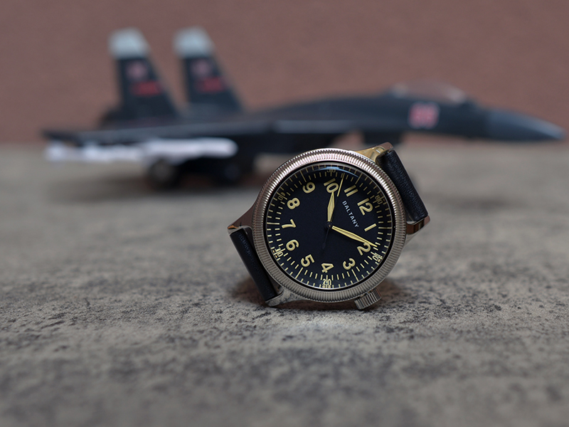 Modern military watches deals