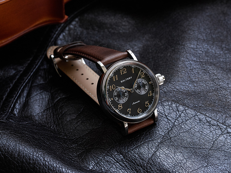 Affordable Mono-pusher Complex Retro Watch S6048