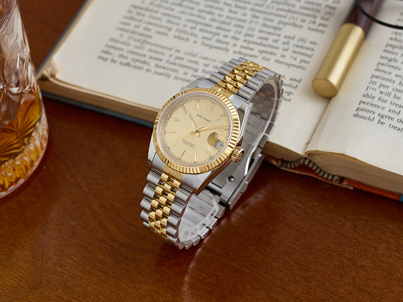 micro brand 36mm gold retro watch