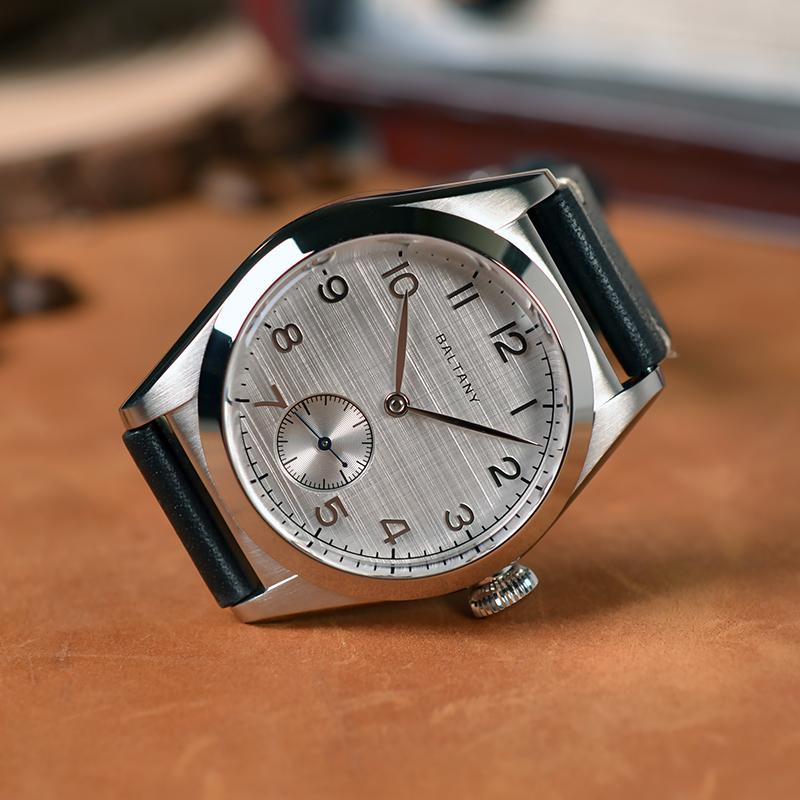 Subsecond Mechanical Vintage Dress Watch S4040