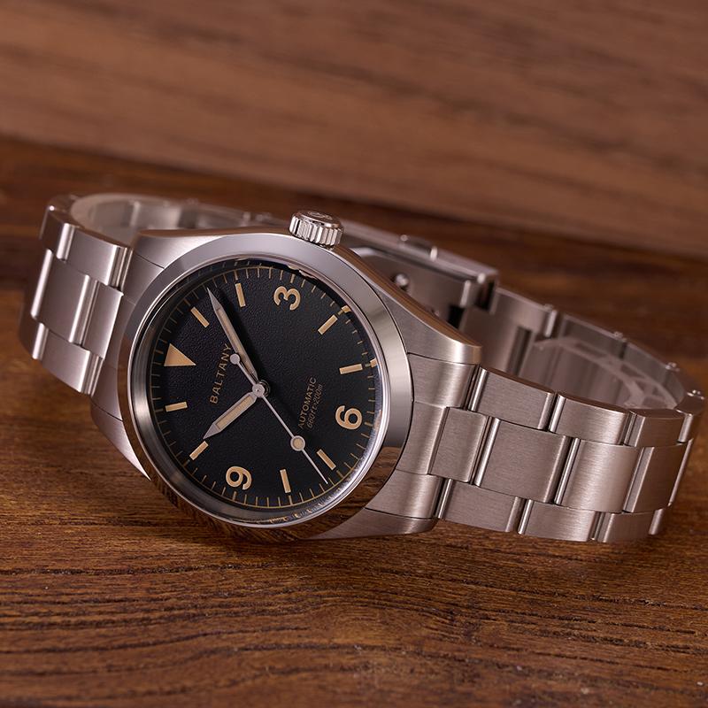 Microbrand Timepiece Distressed Hands 39mm Explorer S4091