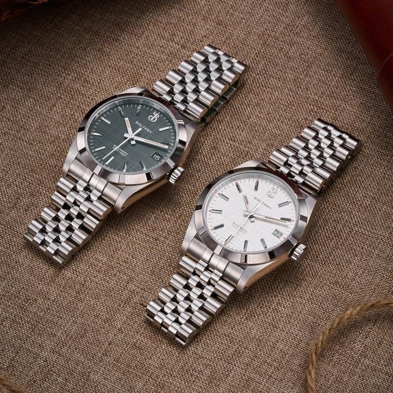 36mm Engine Turned Bezel Classic Linen Dial Dress Watch S4102